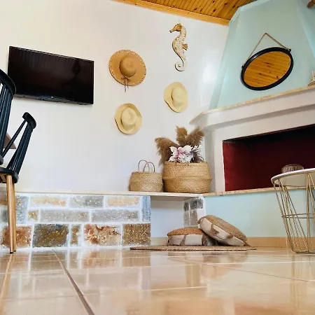Dream House 度假居 Alikí